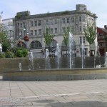 The fountain in Castle Square